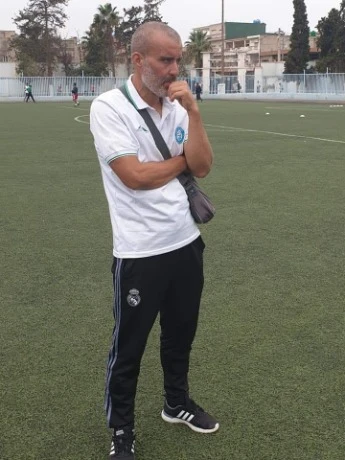 المدرب واللاعب السابق تقية قادة  يشيد ببداية الخضر  في " الكان" ..."  مباراة بوركينافاسو ستكون الامتحان الحقيقي للمنتخب"