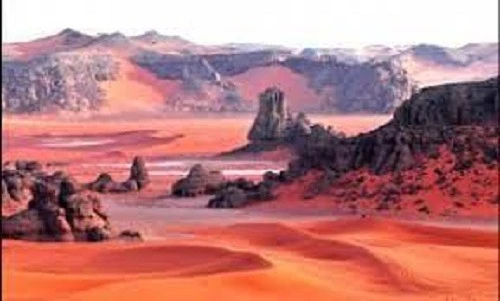 تمنراست : قدرات سياحية واعدة يراهن عليها في دعم الإقتصاد المحلي