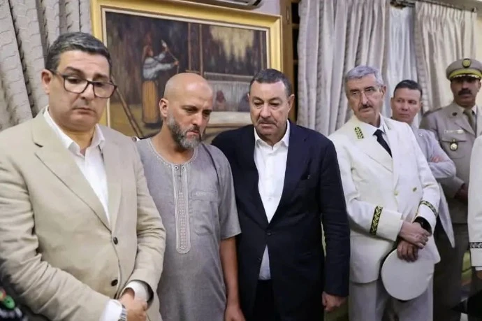 سطيف :  سعيود ينقل تعازي رئيس الجمهورية إلى عائلات ضحايا حادث بومرداس
