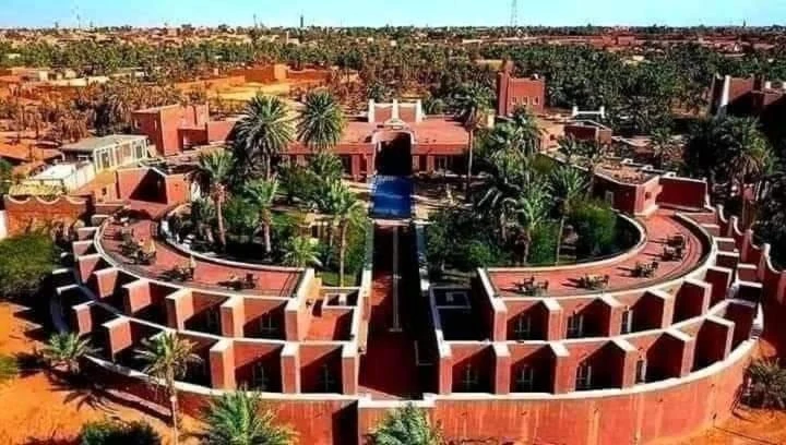 تيميمون : مشاريع سياحية لتعزيز قدرات الإيواء بالواحة الحمراء