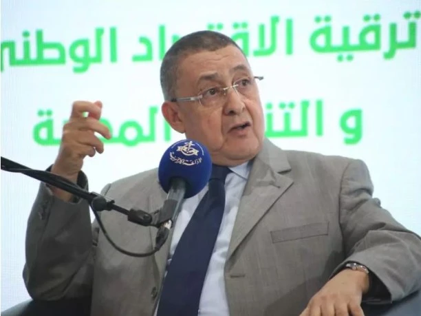 إبراهيم مراد لـ "فوروم الأولى": نراهن على تحويل الولايات إلى أقطاب للإنتاج وخلق الثروة