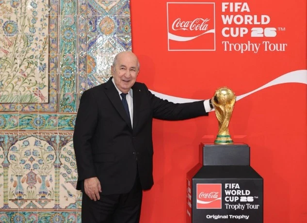 رئيس الجمهورية يستقبل وفدا عن الاتحاد الدولي لكرة القدم "فيفا"