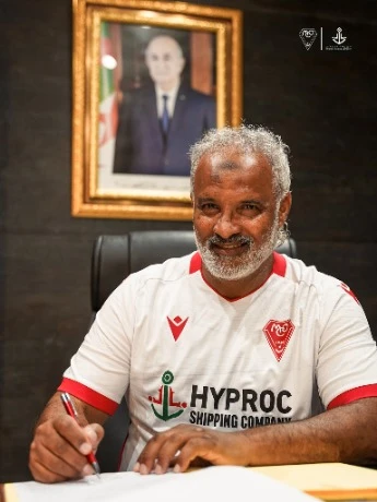 الطاهر شريف الوزاني المدير الرياضي لمولودية وهران..." نقاط الساورة مهمة و سندعم خط الهجوم في الميركاتو"