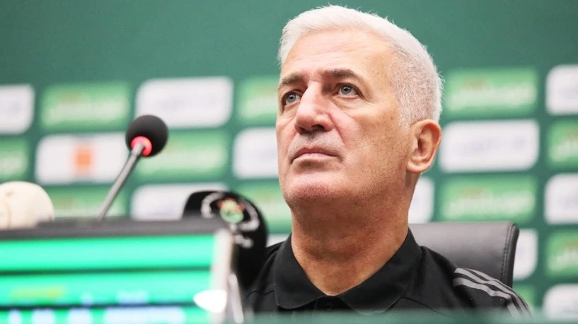 الناخب الوطني بيتكوفيتش  ينشط غدا  ندوة صحفية بملعب نيلسون مانديلا  ...مفاجآت واردة في قائمة "الخضر"  لوديتي زيمبابوي والسعودية