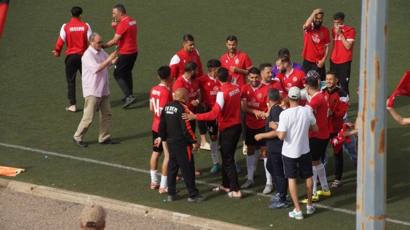 اتحاد سيدي أمحمد بن علي يقصف فتح تلاغ بثلاثية في عقر داره....الأرناوي يضع قدما في القسم الوطني الثاني