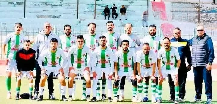 القسم الجهوي الثاني سعيدة:   مولودية عين الحجر - شباب فروحة.......الصعود في المزاد و اعين المحليين على الفوز