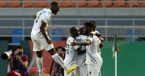 كأس افريقيا للأمم 2023 : تمريرة لاعب مالي هماري تراوري امام بوركينا فاسو الأفضل في الدور ثمن النهائي