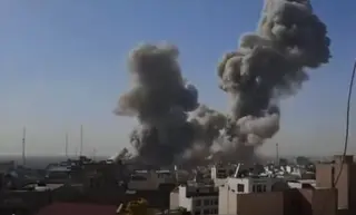 دوي انفجارات بعدة مدن إيرانية جراء سقوط صواريخ أمريكية وصهيونية