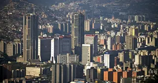 توقيف الرئيس مادورو و نقله الى خارج فنزويلا من طرف القوات الأمريكية