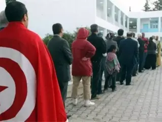 تونس: انطلاق عملية التصويت لانتخاب أعضاء البرلمان