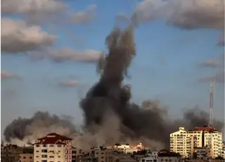 10 شهداء و55 جريحا في قصف للاحتلال الصهيوني على قطاع غزة