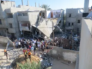 110  شهداء فلسطينيين وعشرات الجرحى جراء العدوان الصهيوني المتواصل على قطاع  غزة