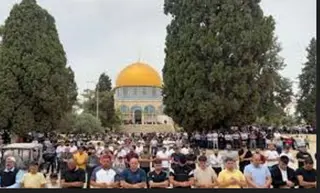 فلسطين: حوالي 40 ألف مصل أدوا صلاة الجمعة في الأقصى المبارك