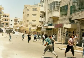 الشعب الفلسطيني يخلد غدا الاثنين الذكرى الـ37  لانتفاضة  الحجارة