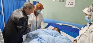 السلطات الولائية تتنقل إلى بيت ضحية حادث سوق ماسرى و تتفقد المصابين بالمستشفى