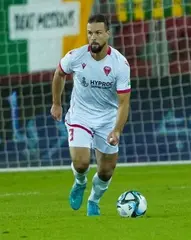 وفد المولودية  يشد الرحال اليوم إلى العاصمة تحسبا لمواجهة "جياسكا".........الحمراوة يدخلون أجواء مباراة شبيبة القبائل