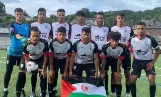نجوم الكرة الجزائرية يواجهون منتخب الصحراء الغربية بملعب نيلسون مانديلا الجمعة المقبل احتفالا بخمسينية الجمهورية العربية  الصحراوية