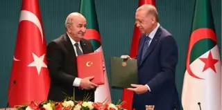 الرئيس تبون يحل بإسطنبول في إطار زيارته إلى تركيا