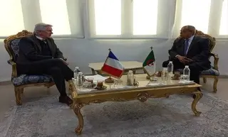 صناعة صيدلانية: السيد عون يتطرق مع سفير فرنسا بالجزائر الى افاق تعزيز  التعاون الثنائي
