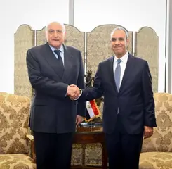 عطاف يجري محادثات مع نظيره المصري