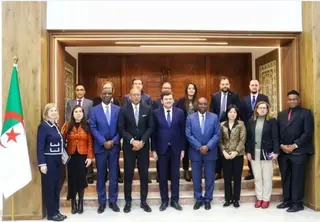 وزير الفلاحة  يستقبل وفدا عن مؤسسة التمويل الدولية