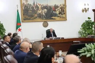 رئيس الجمهورية يأمر بالشروع في تصدير فوسفات منجم بلاد الحدبة خلال مارس 2027