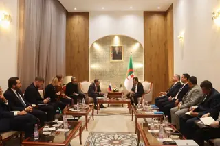 فلاحة : بحث آليات تعزيز الشراكة مع متعاملين اقتصاديين من روسيا والصين