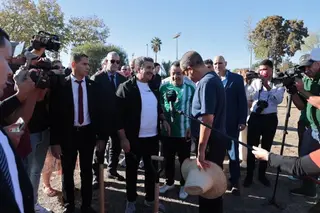 وزير الاتصال يبرز "الدلالة الكبيرة" التي تكتسيها حملة غرس مليون شجرة لدى  الجزائريين