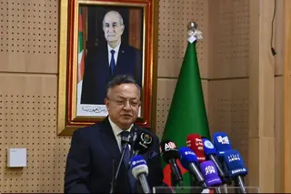 بداري يشرف على إطلاق خدمة الدفع الإلكتروني عن بعد لفائدة الطلبة  الدوليين