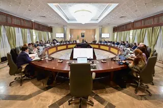 سيفي غريب يترأس اجتماعا للحكومة