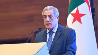 بتكليف من رئيس الجمهورية, السيد العرباوي يجري مكالمة هاتفية مع رئيس الحكومة  اللبنانية