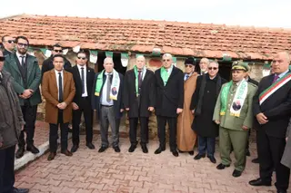 وزير التربية الوطنية يستقبل رئيسة برلمان الطفل ونوابها