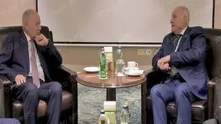 عطاف يجري بأنطاليا محادثات ثنائية مع الأمين العام لجامعة الدول العربية