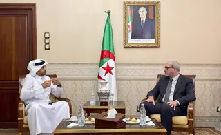 وزير البريد  يستقبل مستشار مجلس إدارة الشركة القطرية "بلدنا"