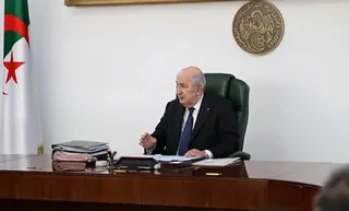 رئيس الجمهورية يدعو إلى اعتماد مقاربة شاملة لمحاربة ظاهرة المخدرات