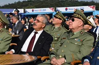 الفريق أول السعيد شنڨريحة في زيارة رسمية إلى جمهورية كوريا