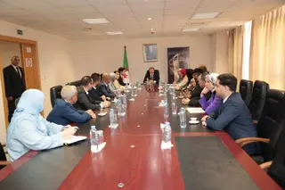 وزير الاتصال يلتقي مديري القنوات التلفزيونية الخاصة