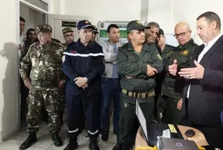 سعيود يتنقل الى تيبازة للاطلاع على سير جهود التحكم في انتشار الحرائق التي اندلعت بعدد من غابات الولاية