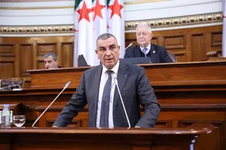 حو إعادة اطلاق مشاريع ربط عدة موانئ بالطريق السيار شرق-غرب