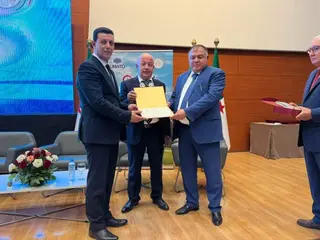 وهران تفوز بجائزتين في إطار موسم الاصطياف  ووزير السياحة يؤكد على إستراتيجية مستقبلية للقطاع للتموقع دوليا