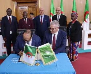 الملتقى الدولي الثاني لعموم جامعة افريقيا يخرج بتوصييات  و يدعو الى تسوية معايير منتجات التبادل الحر القاري