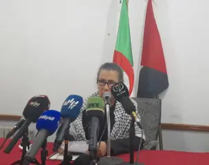 لويزة  حنون تستعرض نضالات ومكاسب المرأة الجزائرية