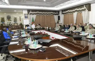 الفريق أول السعيد شنقريحة يستقبل وزير الدولة, وزير الدفاع الوطني لجمهورية  النيجر