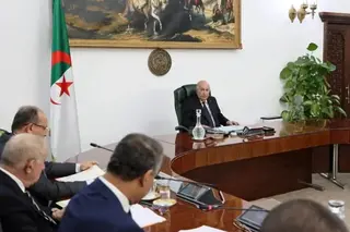 مجلس الوزراء : الحصول على المنحة السياحية عن طريق بطاقة بنكية مؤقتا