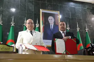 وزير الداخلية والجماعات المحلية والنقل يشرف على مراسم تنصيب والي ولاية قسنطينة