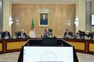 الوزير الأول يترأس اجتماعا للمجلس الأعلى لضبط الواردات