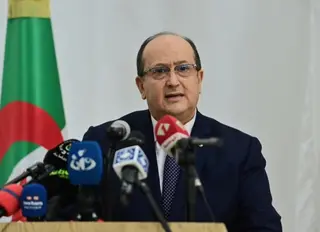 الوزير الأول يشرف على الاعلان الرسمي عن دخول المنظومة الوطنية لحوكمة البيانات حيّز الخدمة"