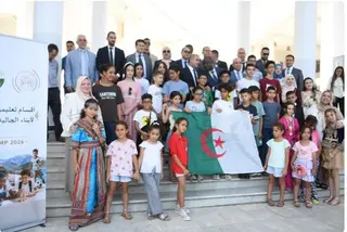 الإطلاق الرسمي للطبعة الأولى من الأقسام التعليمية لفائدة أبناء الجالية  الوطنية