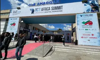 القمة الإفريقية لتكنولوجيات الإعلام والاتصال : تكريم أفضل المنصات الرقمية  في الجزائر لعام 2025