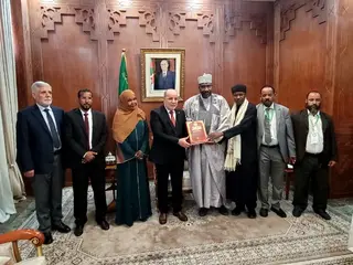بلمهدي يستقبل وفدا من العلماء والمشايخ المشاركين في الملتقى الدولي  للمذهب المالكي
